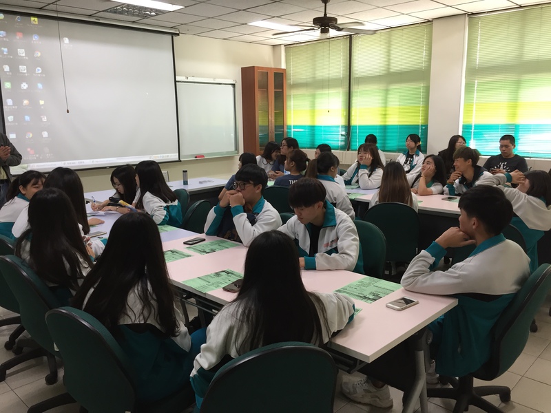 107.03.15_仁武高中來校參訪