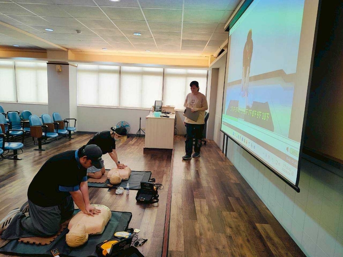 1.活動:BLS基本救命術證照考試圖片