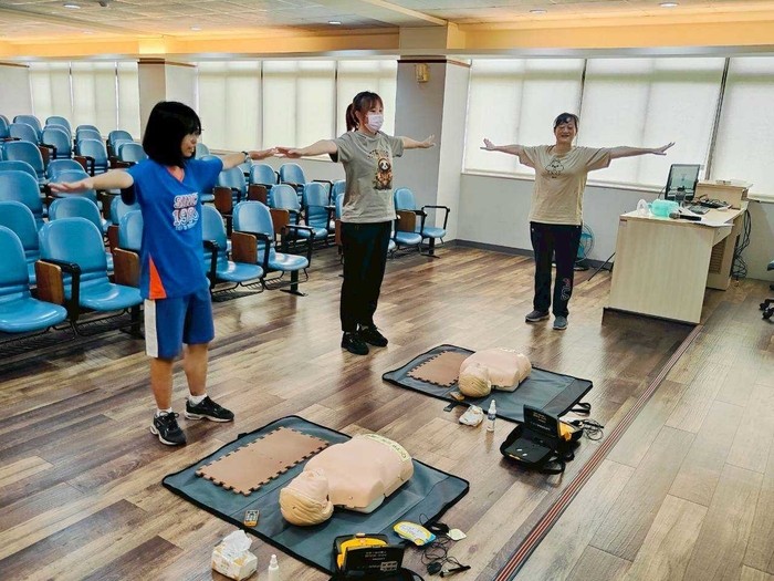 1.活動:BLS基本救命術證照考試圖片